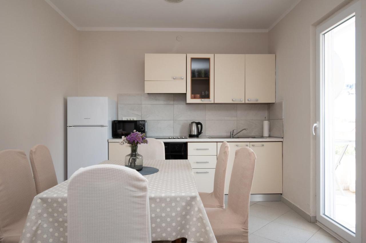 Apartment Povljana 6298B Екстериор снимка